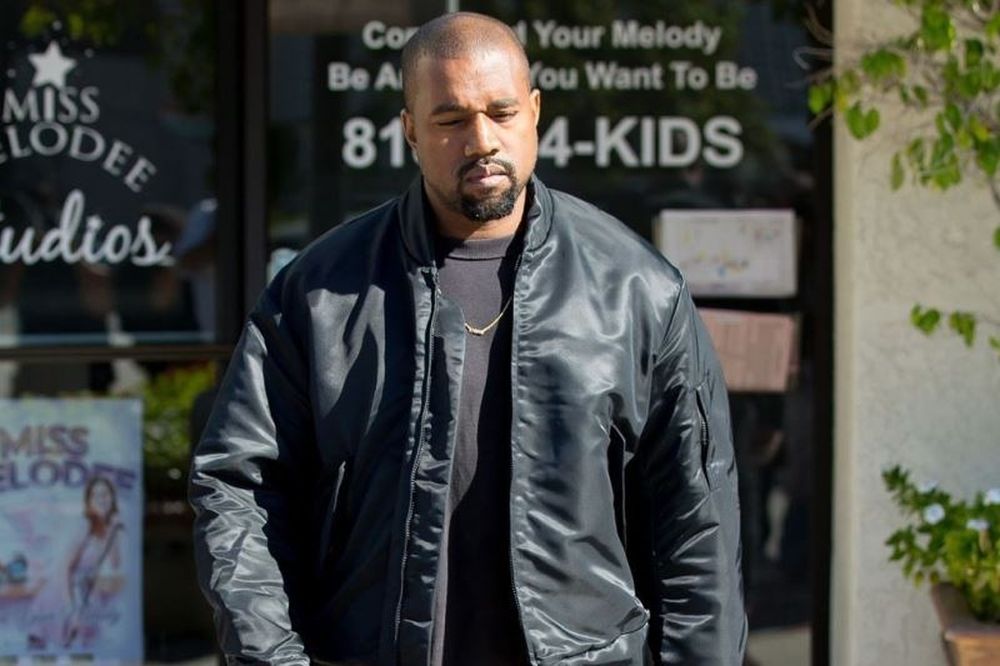 Τα καλύτερα outfits που έχει φορέσει ποτέ ο Kanye West (photos)