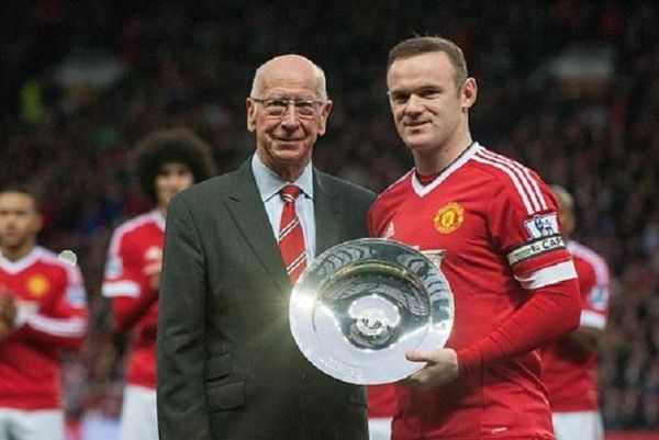 Το όνομα του Τσάρλτον παίρνει κερκίδα του Ολντ Τράφορντ!