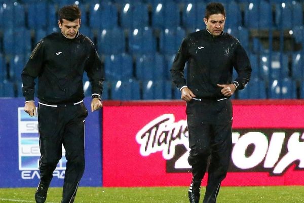 Απίστευτος ο Σπάθας! Σφύριξε ημίχρονο πριν καν συμπληρωθούν οι καθυστερήσεις!