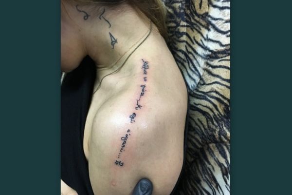 Γνωστή τραγουδίστρια «χτύπησε» tattoo για τον Παντελίδη