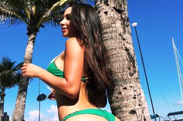 Αυτή έχει τα πιο καυτά οπίσθια! (photos)