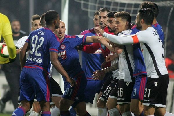 Τινάχθηκε στον… αέρα το ντέρμπι στην Τούμπα!