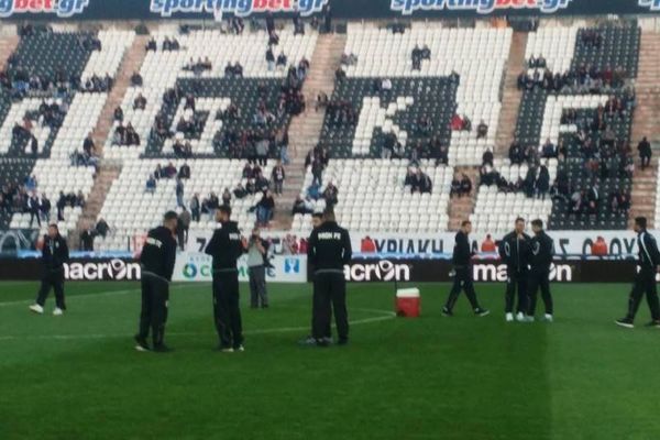 ΠΑΟΚ - Ολυμπιακός: Η άφιξη του «Δικέφαλου» (photos+video)