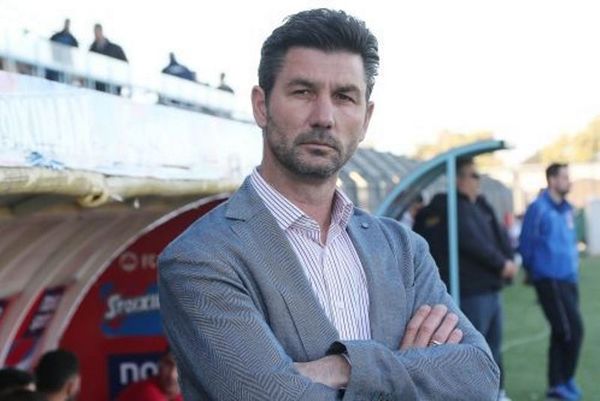 Αισιόδοξοι στην Πλατεία με Ουζουνίδη!