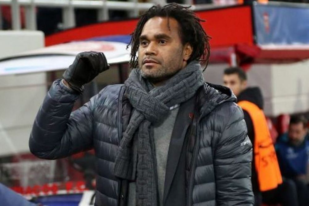 Καρεμπέ για Ρονάλντο: «Σωστά είπε άσχετους τους συμπαίκτες του!»