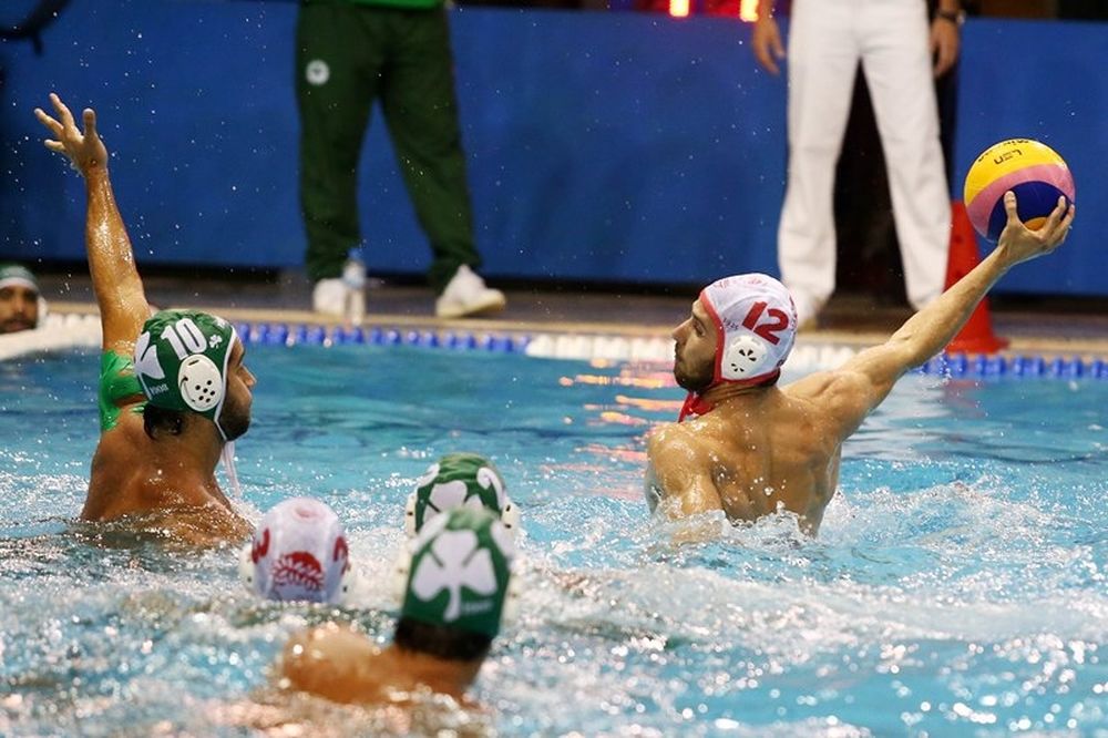«Ερυθρόλευκο» πάρτι στο… ντέρμπι του πόλο! (photos)