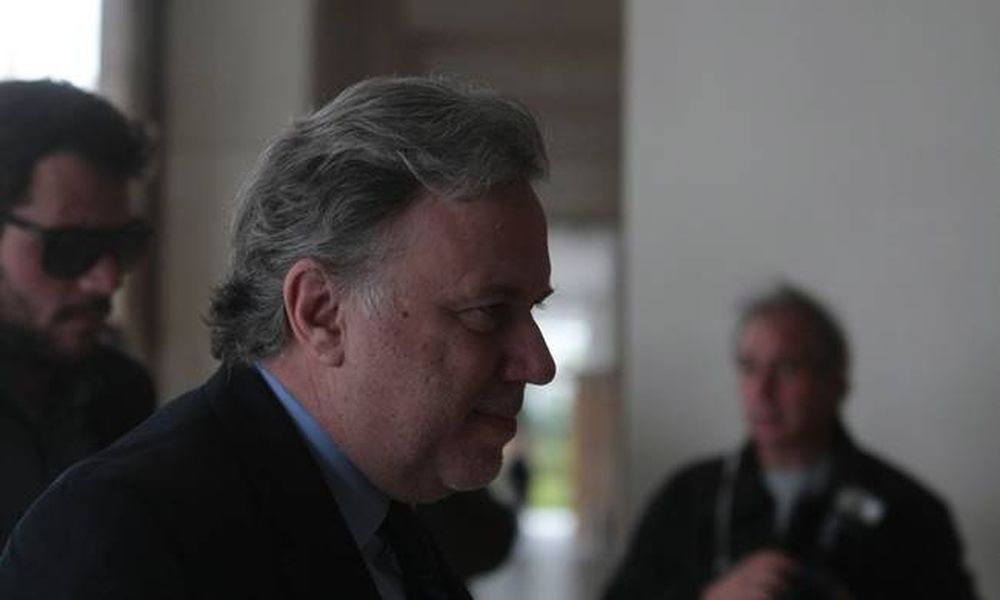 Καρατόμηση της εθνικής σύνταξης - Στα 340 ευρώ για 20 έτη