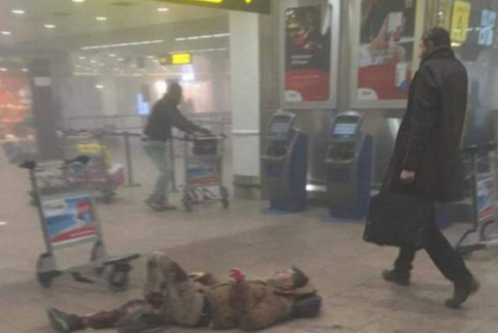 Βέλγιο Εκρήξεις: Γαλλία και… Τεντέν στο πλευρό του Βελγίου! (photos)
