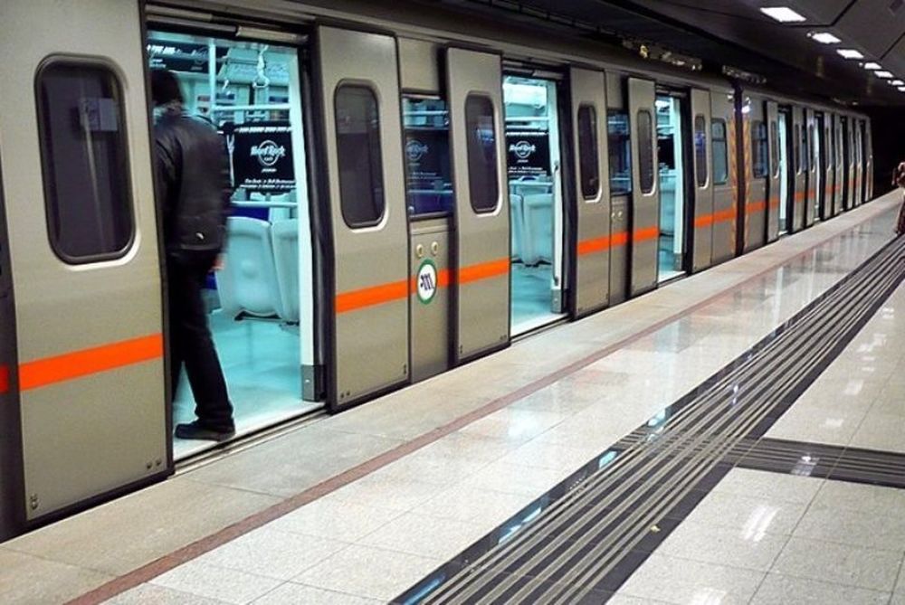 Κλειστοί σταθμοί στο μετρό μετά από τηλεφώνημα για βόμβα!