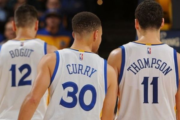 NBA: Splash Brothers’ party! (videos)