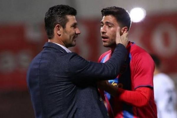 Απίστευτη ατάκα Ουζουνίδη για Μπακασέτα!