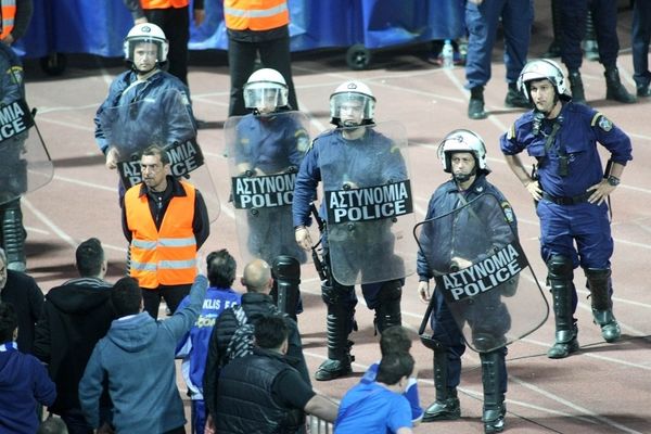 Το πανό που έφερε αναταραχή στο Καυτανζόγλειο! (photo)