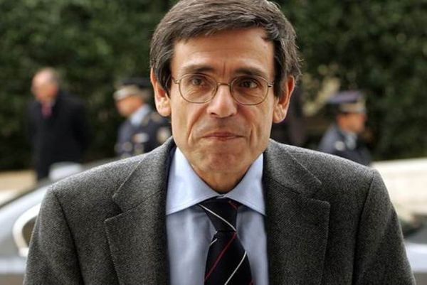 «Έφυγε» ο Γιάννης Αγγέλου