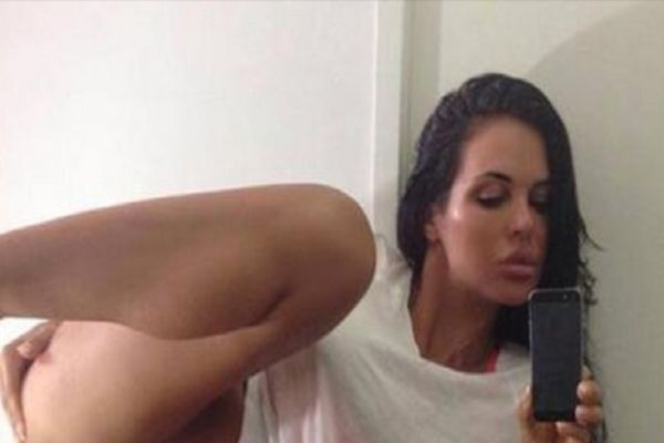 Οι 10 πιο «καυτές» selfie όλων των εποχών! (photos)