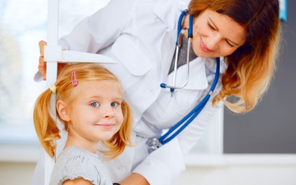 Ύψος παιδιών: Δείτε το ιδανικό ανά ηλικία (πίνακες)