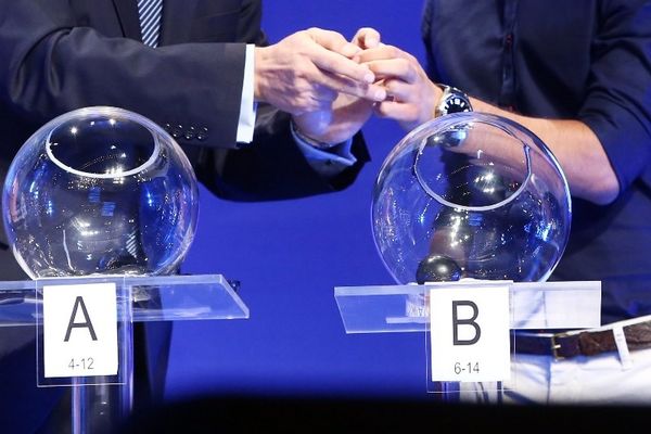 Super League: Κληρώνει για τα play offs