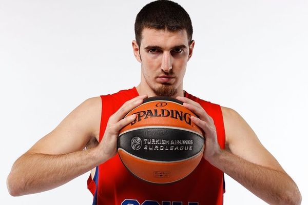 Πρώτος σκόρερ στη Euroleague ο Ντε Κολό! (video)