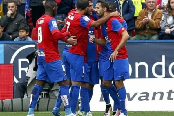 «Αυτοκτόνησε» η Ατλέτικο, την προσπέρασε η Ρεάλ!