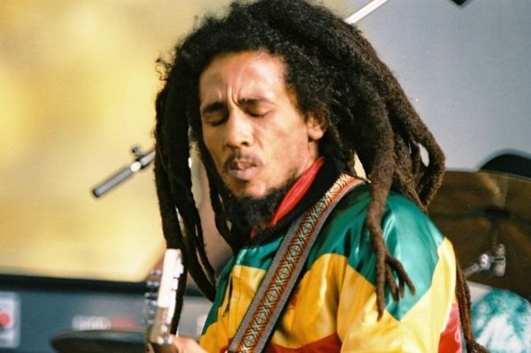 Bob Marley: 35 χρόνια χωρίς τον… Θεό της Reggae (videos)