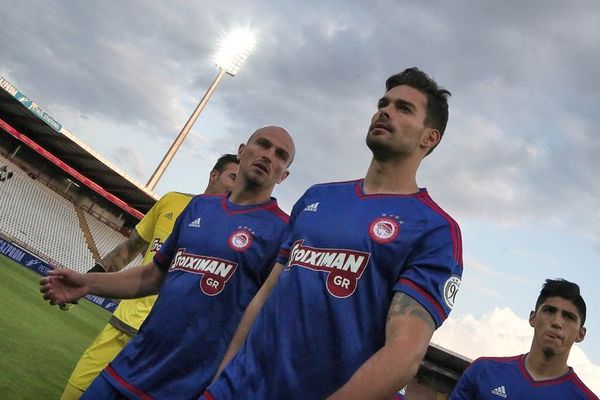 Μπαίνει ο Μποτία