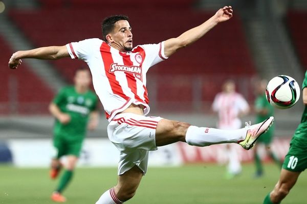 Μόνο ο Ελαμπντελαουί εκτός