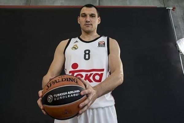 Ανανέωνει με Ματσιούλις η Ρεάλ