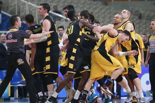 Τιμωρία για τους «ένοχους» στο ΑΕΚ-Άρης!