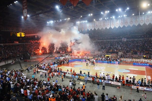 Θα παρέμβει κάποιος στο… πρωτάθλημα των μπράβων και των διαιτητών;