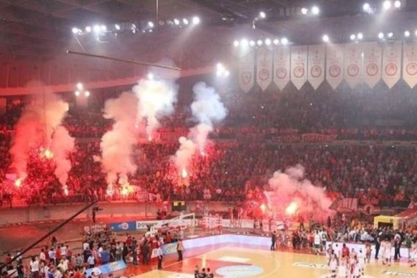 Αυτά τα Άρθρα φέρνουν την τιμωρία του Ολυμπιακού! (photos)