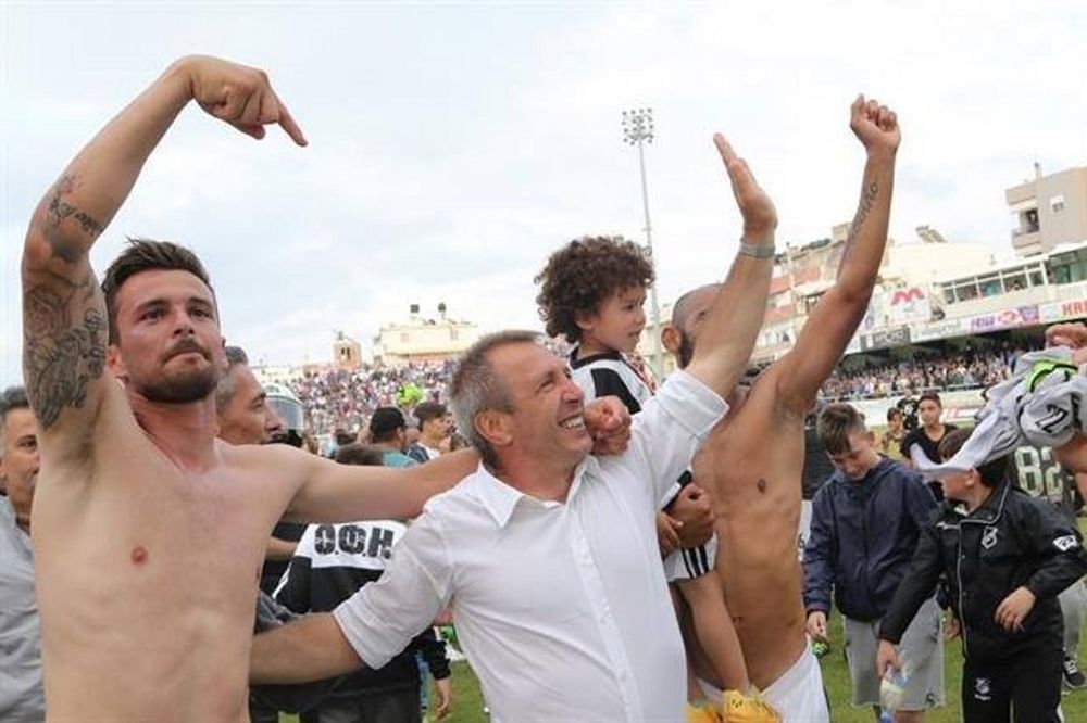 Τρέχουν οι εξελίξεις με Νιόπλια!