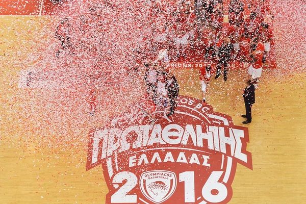 Γιόρτασε την κατάκτηση πρωταθλήματος ο Ολυμπιακός