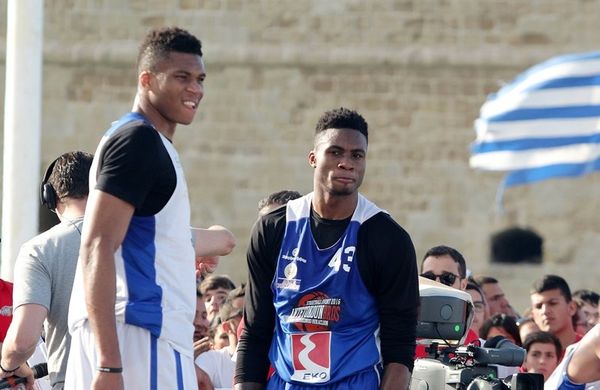 Με Αντετοκουbros και αστέρια η Εθνική στο Προολυμπιακό!