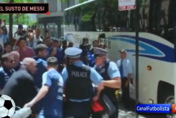 Θαυμάστρια του Μέσι προκάλεσε πανικό στον Αργεντινό και στις Aρχές! (video)