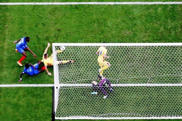 Euro 2016: Η άχαστη ευκαιρία της Ρουμανίας (video)