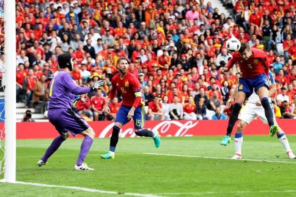 Euro 2016: Ισπανία – Τσεχία 1-0: Γλίτωσε το κάζο στο τέλος!