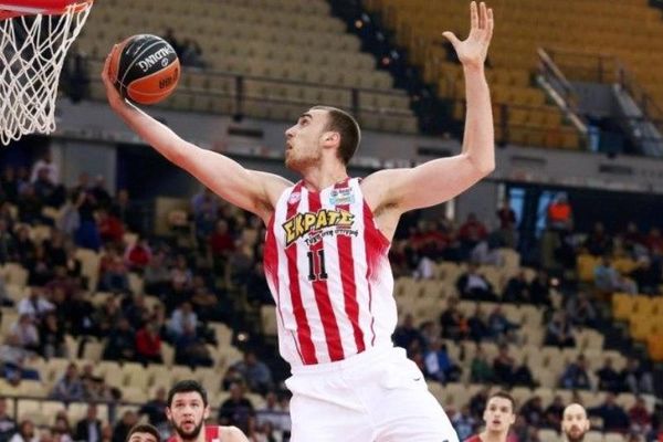 Προς Ερυθρό Αστέρα ο Μιλουτίνοφ!