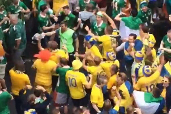 Euro 2016: Ιρλανδοί και Σουηδοί χορεύουν μαζί! Αξίζει να το δείτε (video)