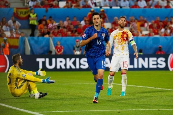 Euro 2016: Η γκολάρα του Κάλινιτς με την Ισπανία (videos)