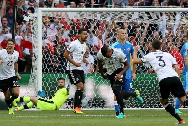 Euro 2016: Γερμανία - Σλοβακία 3-0: Απαντήσεις με… τριάρα (photos)