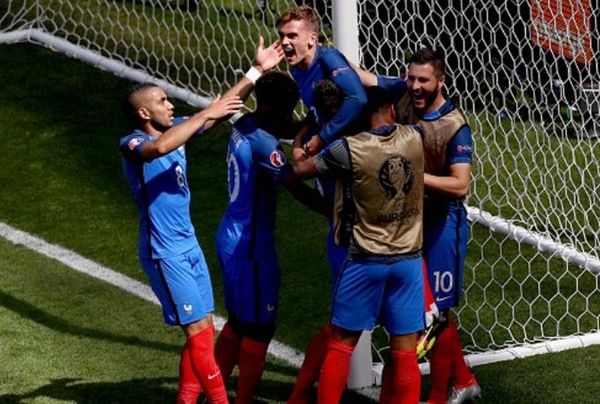 Euro 2016: «Πληγωμένη» στους «8» η Γαλλία