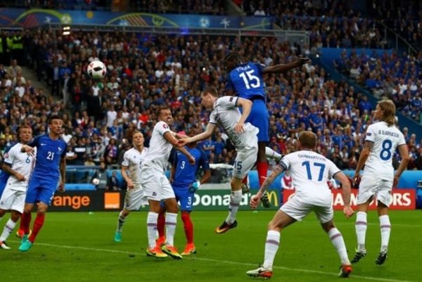 Euro 2016: 2-0 με τον Πογκμπά! (video)