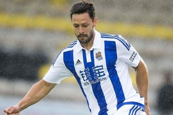 Στην τελική ευθεία του Ντε Λα Μπέγια