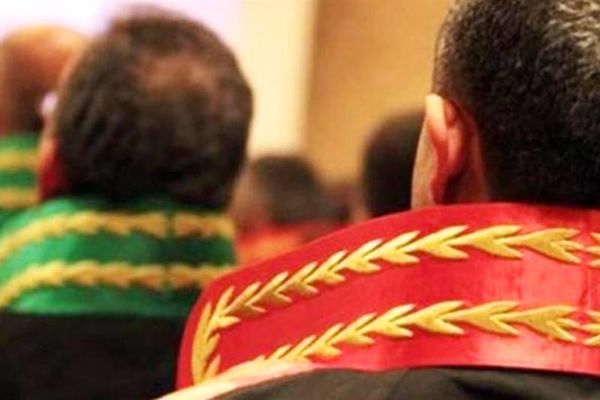 Πραξικόπημα Τουρκία: «Σφαγή» και στο δικαστικό σώμα - Απομακρύνθηκαν 2.700 δικαστές