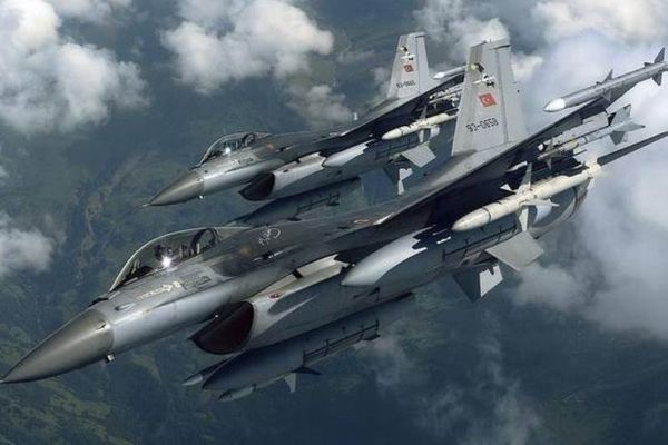 Πραξικόπημα Τουρκία - Αποκάλυψη: Δύο F-16 επιχείρησαν να καταρρίψουν το αεροσκάφος του Ερντογάν