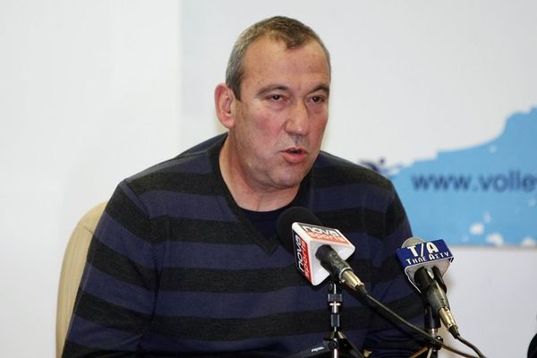 Στο τιμόνι της Εθνικής Γυναικών ο Φλώρος