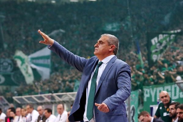 Παναθηναϊκός: Κολλημένοι με το… «4»