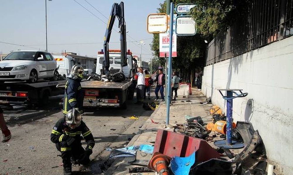 Aσύλληπτη τραγωδία στον Άγιο Δημήτριο: 18χρονος παρέσυρε και σκότωσε 25χρονη