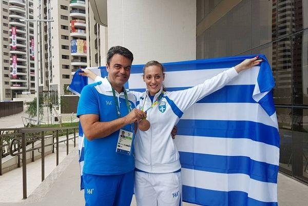 Ρίο 2016: Έτσι υποδέχθηκαν την «χάλκινη» Κορακάκη στο Ολυμπιακό Χωριό! (video)