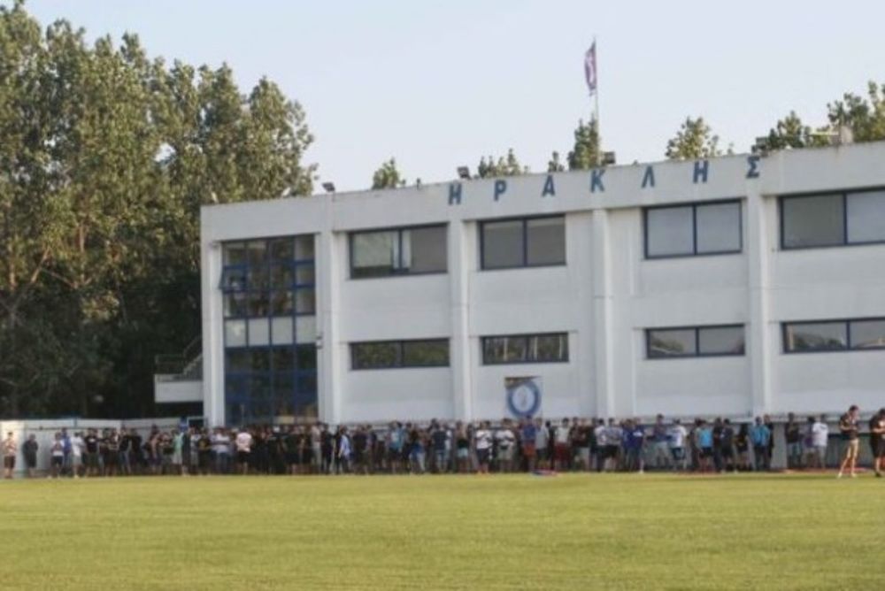 Κατάληψη των οργανωμένων στα γραφεία της ΠΑΕ Ηρακλής!