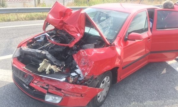 Σοβαρά τραυματισμένα δύο παιδάκια σε τροχαίο στην Ε.Ο. Τρικάλων - Λάρισας